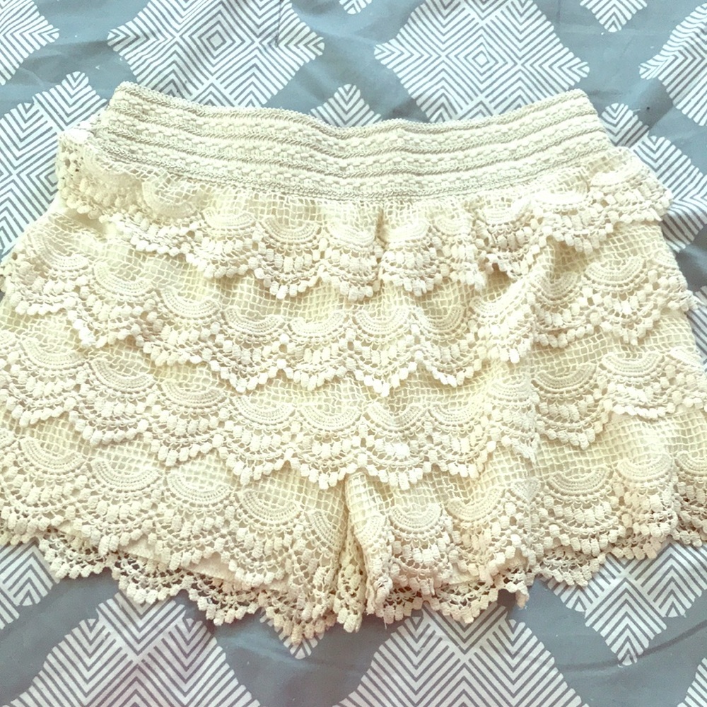 Blue island shorts size L